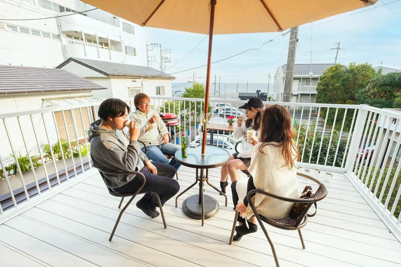 Villa Surf Republic 湯河原吉浜海岸は最大13名ビーチ徒歩30秒で犬ok晴れでも雨でもbbqok Manazuru